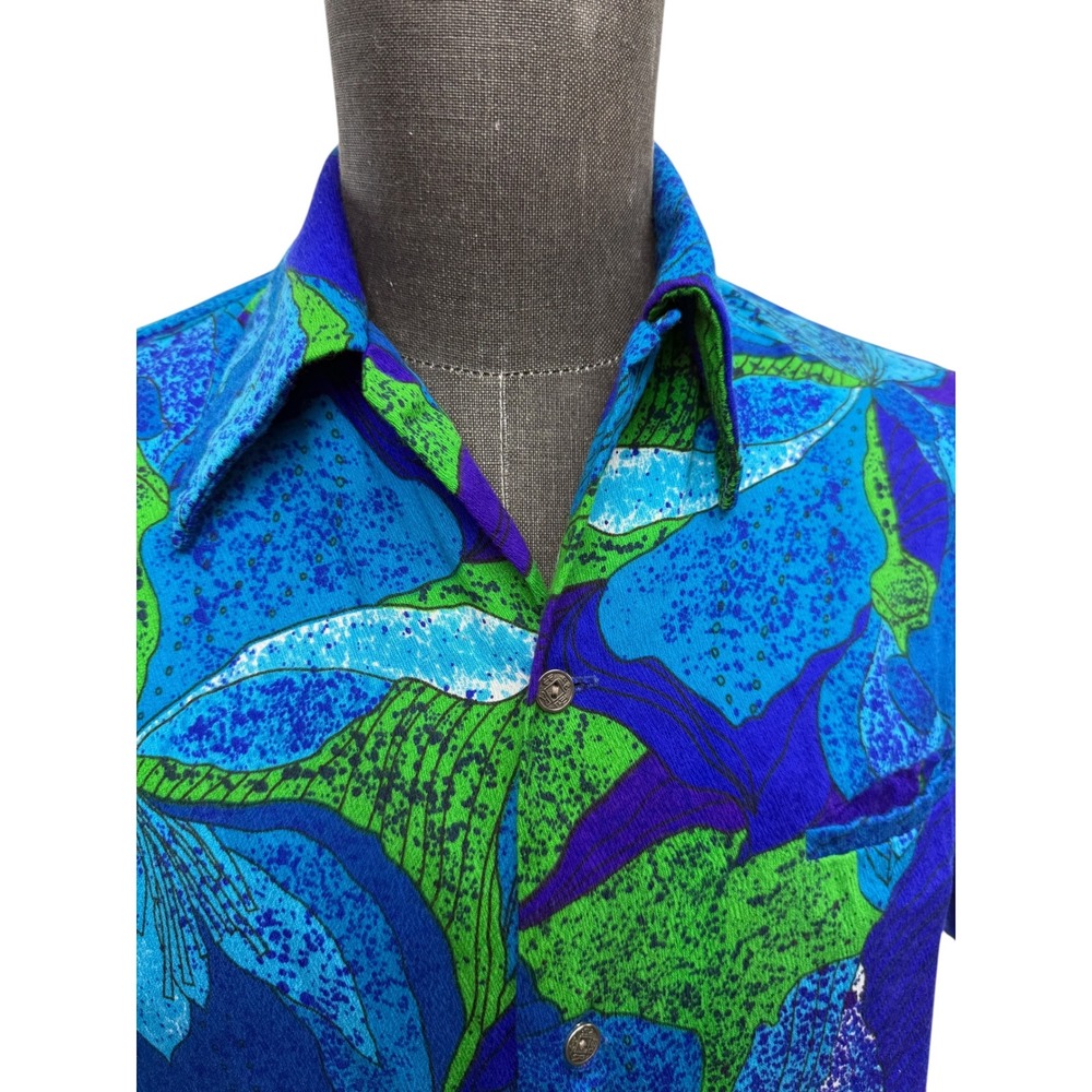 Shirt - Picture 3 of 6